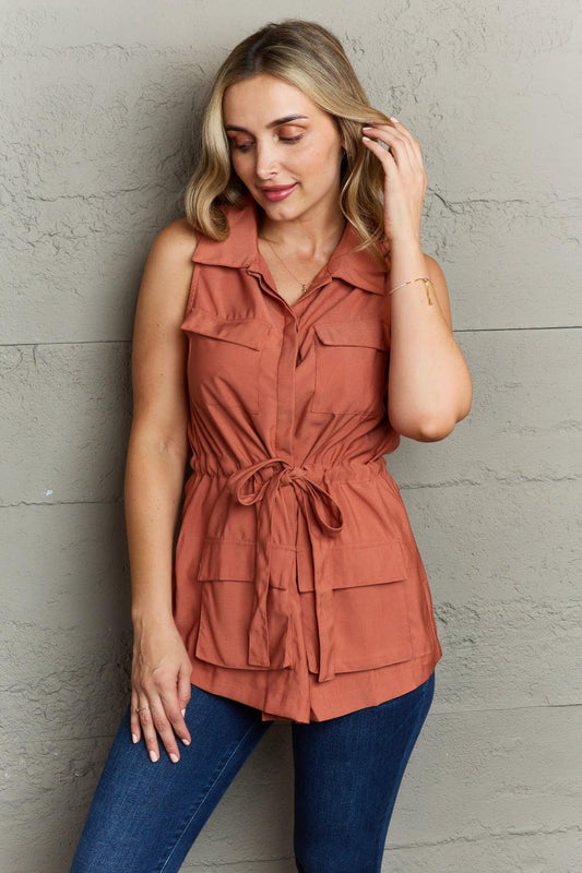 Women's Ninexis Follow The Light Sleeveless Collared Button Down Top